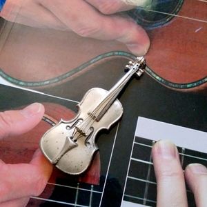 🌙Vintage Swarovski Sterling Silver Lang Violin Brooch